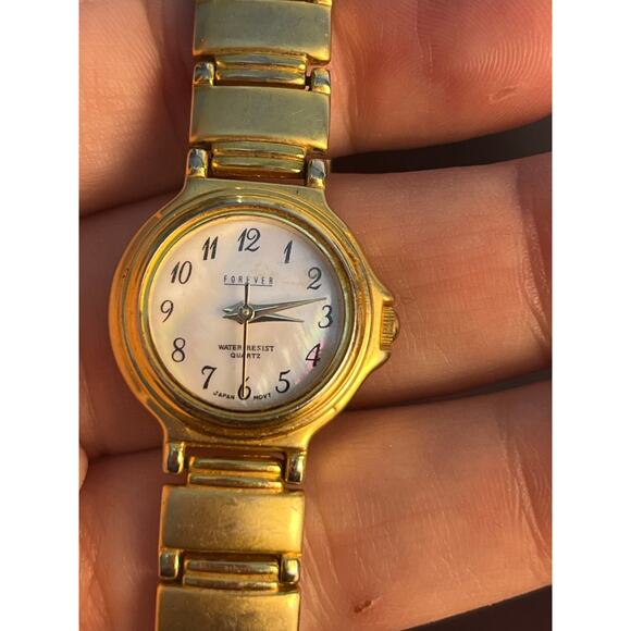VTG Forever Watch Gold Tone Japan MOVT Not test - Picture 1 of 7